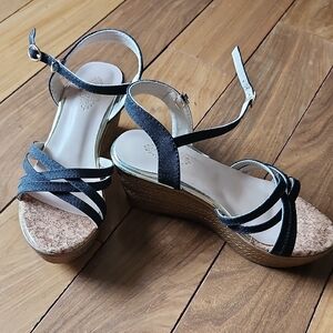 Elegant Black Strappy Wedge Sandals